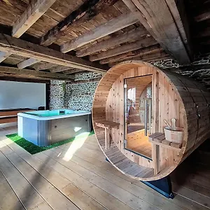 Duplex Calme - - Sauna - Parking - Wifi Hébergement de vacances
